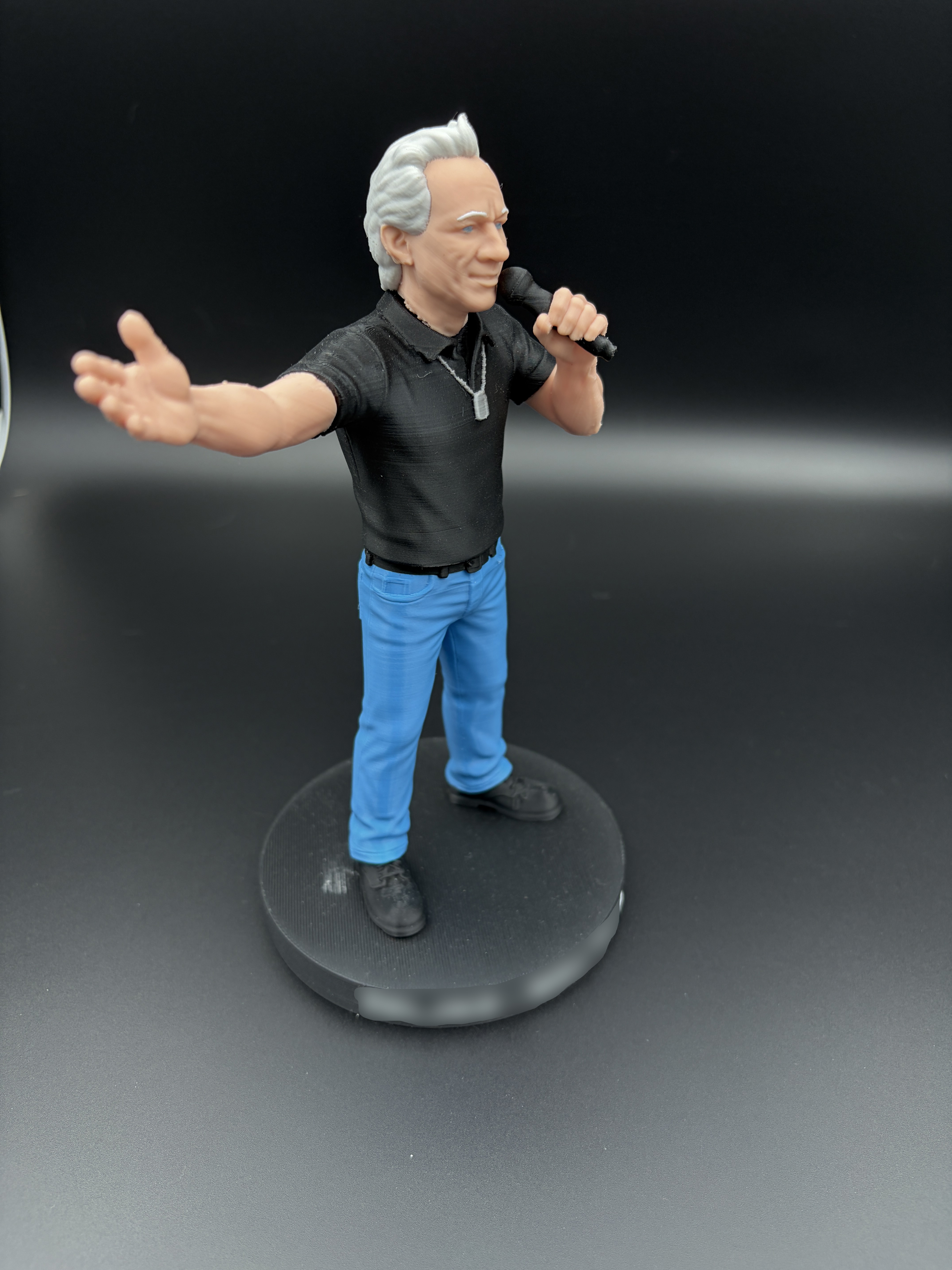 Personalizirana figurica za posebnu prigodu, kutni prikaz