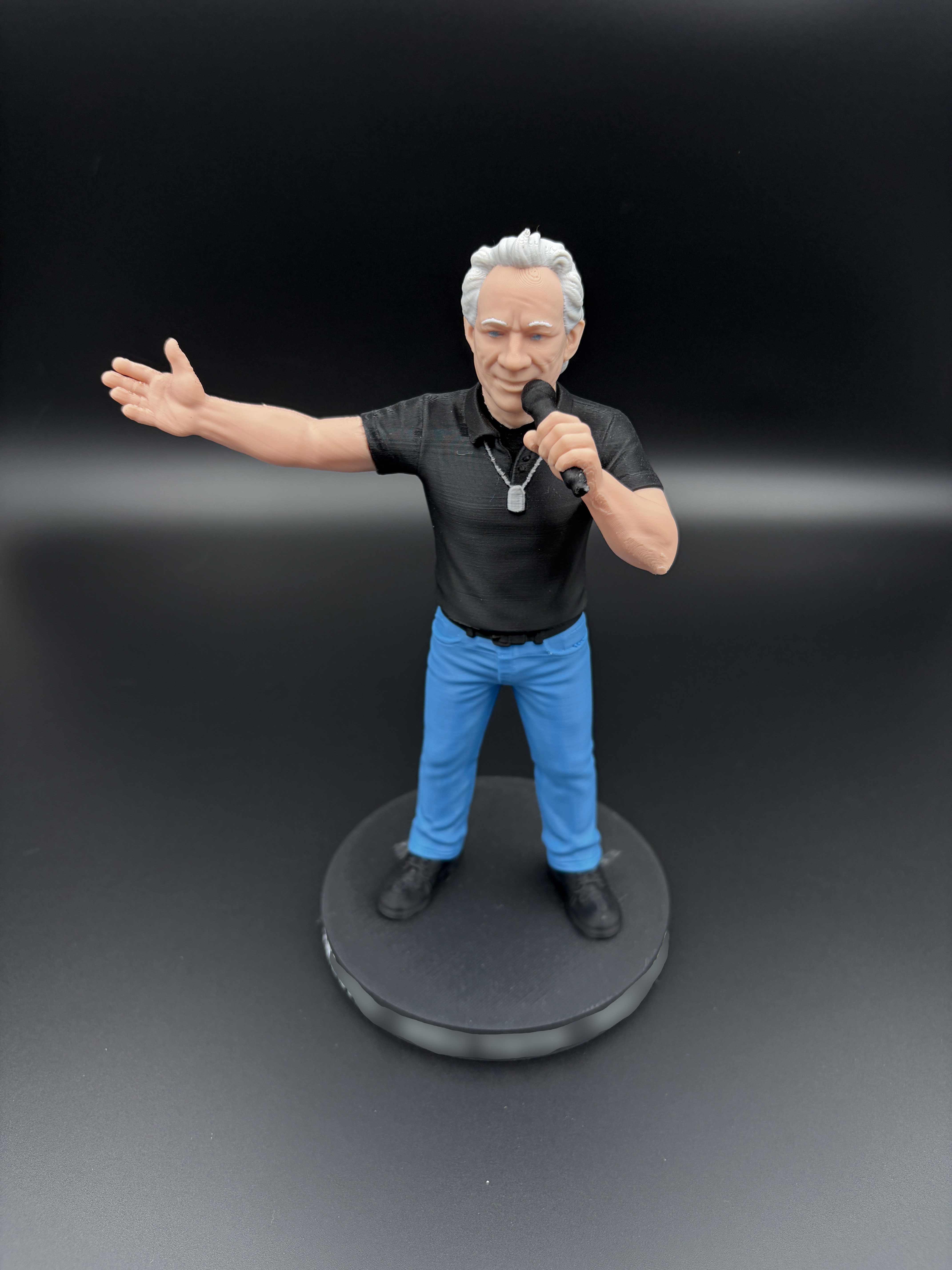 Personalizirana figurica za posebnu prigodu, pogled sprijeda